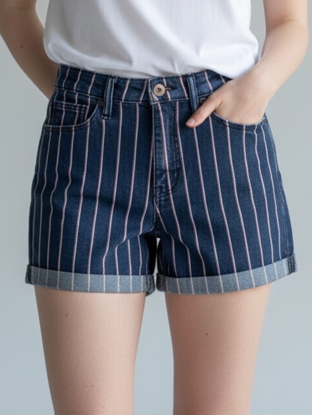 Universal Thread Striped High Rise Denim Shorts Size 10 Red White Blue